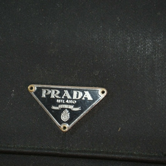 {Sold} PRADA Black Saffiano Leather Tri-Fold Small - Picture 5 of 5